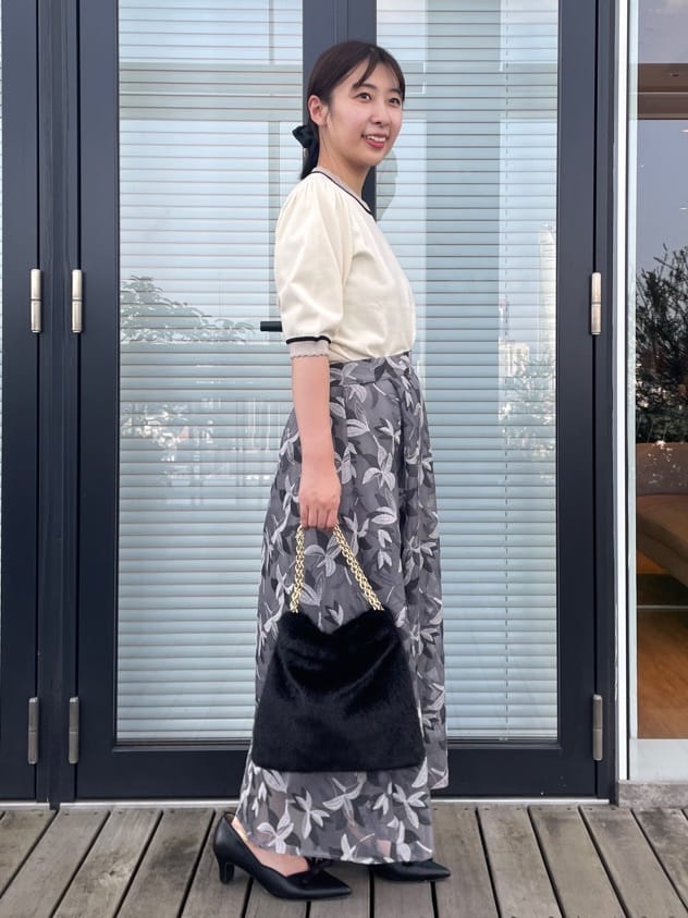 abeさんの「Couture brooch｜カットパイピングリボンパンプス」を使ったコーディネート