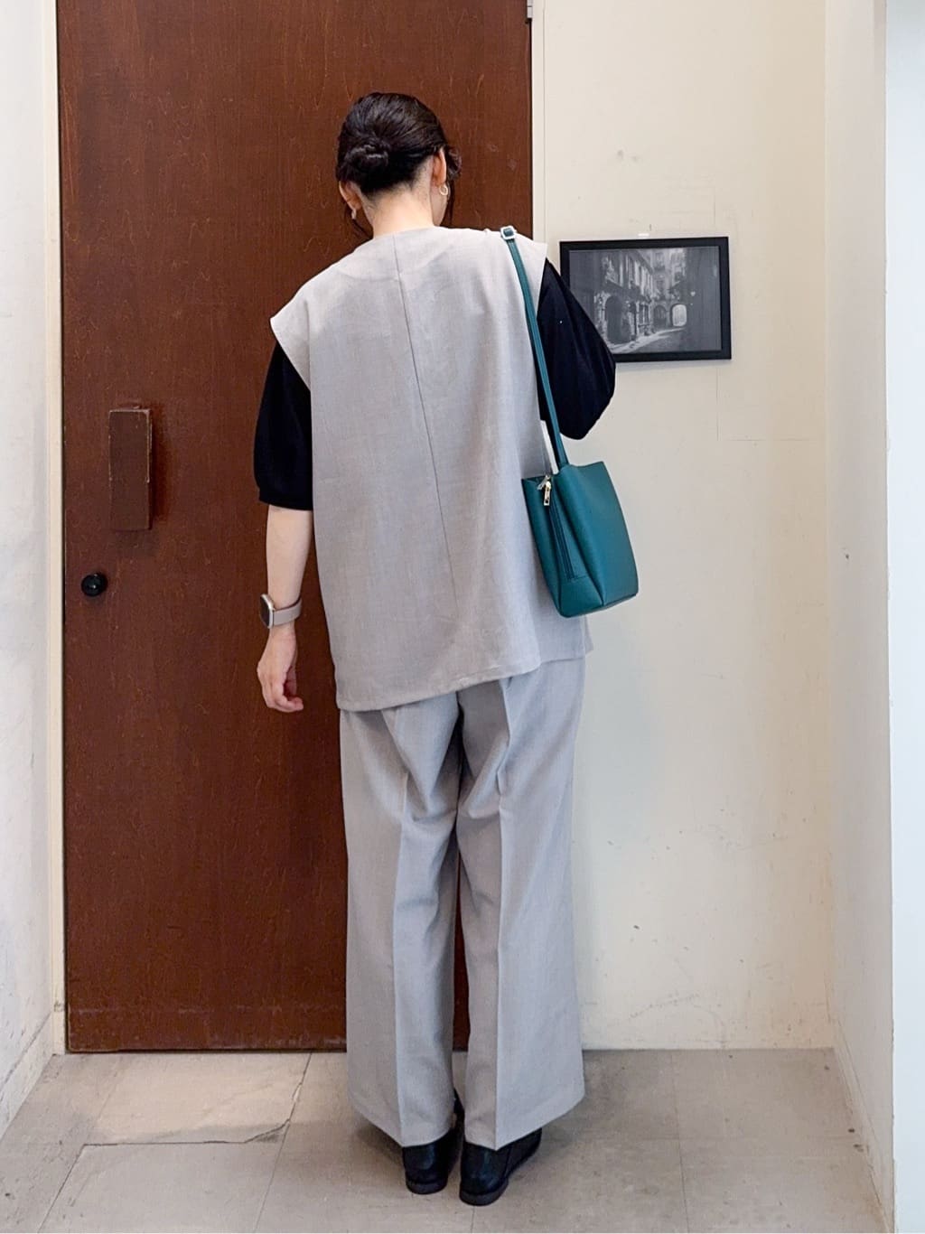 𝐇𝐢𝐫𝐨𝐦𝐢さんの「SHOO･LA･RUE｜【ひんやり/S-LL】大人の五分袖プリントTシャツ」を使ったコーディネート