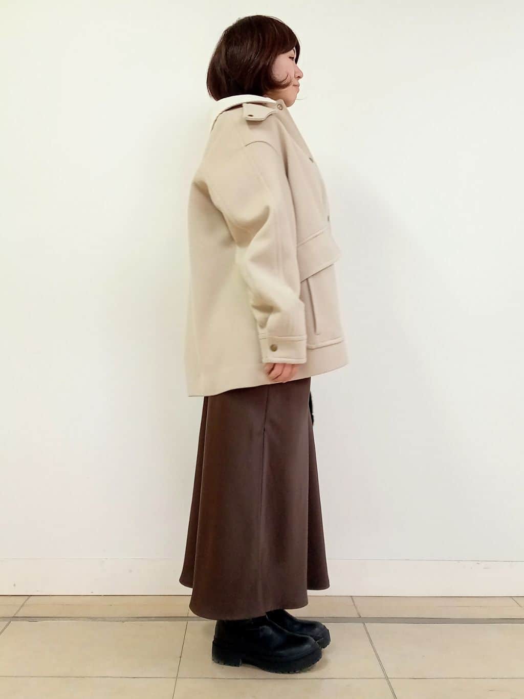 emiさんの「DRESSTERIOR｜コンパクトフェイクファーバッグ」を使ったコーディネート