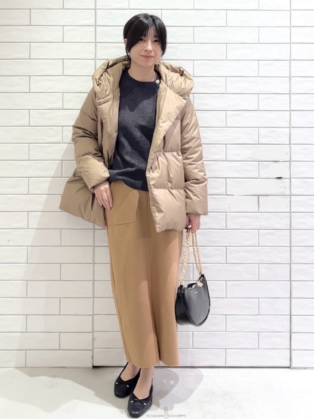 しおりさんの「OPAQUE.CLIP｜ボタンデザインラメニット【洗濯機OK】」を使ったコーディネート