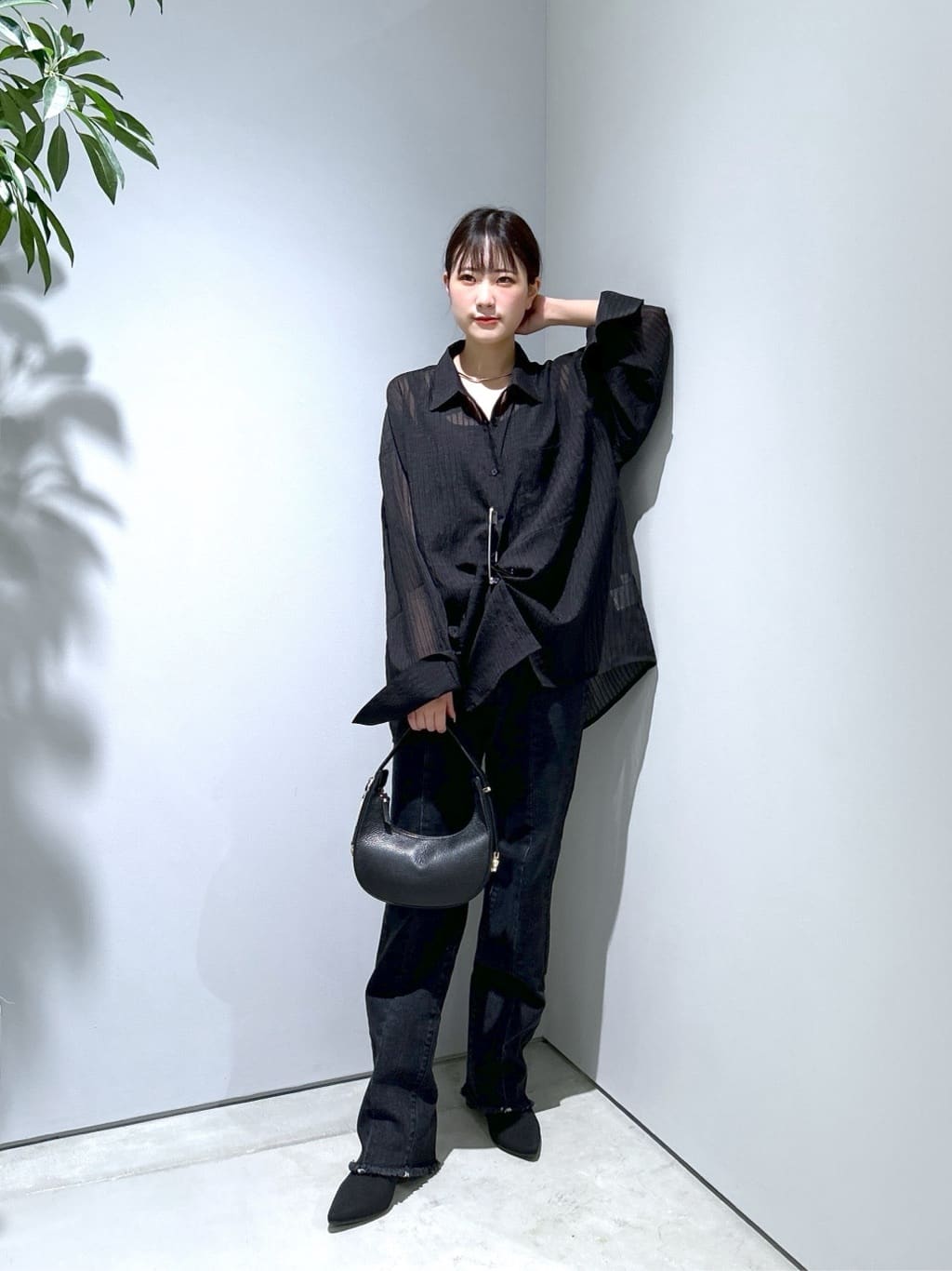 Renoさんの「INDIVI｜【MILLELA FIRENZE】ショルダームーンバッグ」を使ったコーディネート