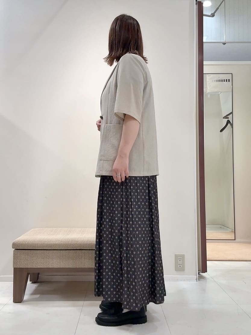 YUIさんの「UNTITLED｜【吸水速乾/洗える】ハーフスリーブジャケット」を使ったコーディネート