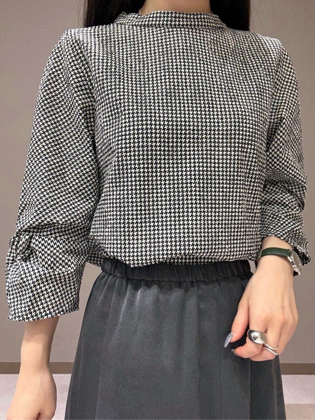 KEIKOさんの「INDIVI｜【セットアップ可能】凹凸ストレッチ素材テーラードカラージレジャケット」を使ったコーディネート