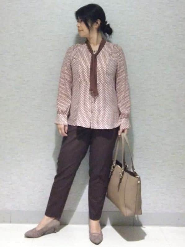 sakoさんの「Reflect｜【レイヤードに◎】ボウタイプリントブラウス」を使ったコーディネート