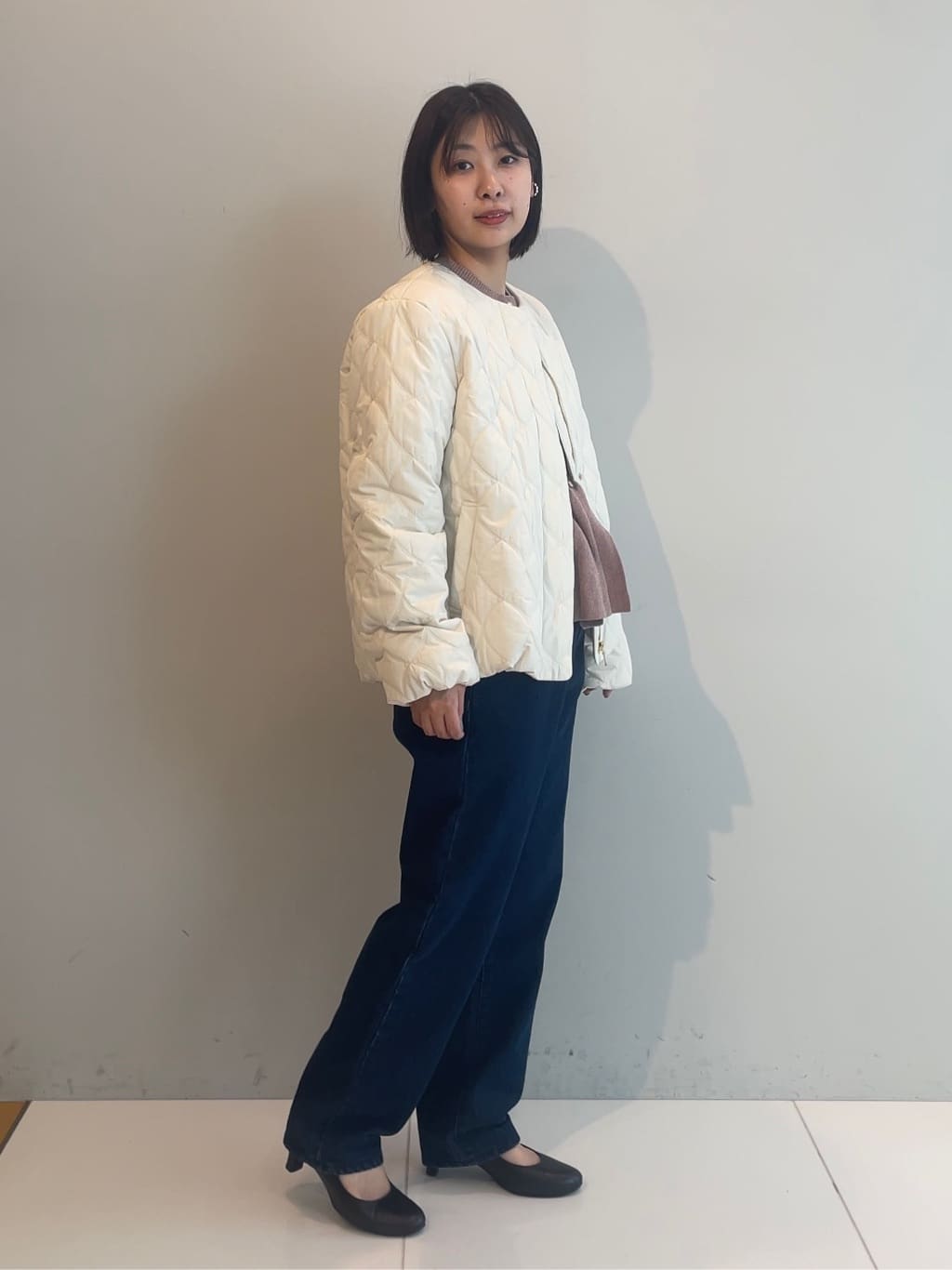 abeさんの「Couture brooch｜【撥水・大人可愛い】リボンキルティングジャケット」を使ったコーディネート