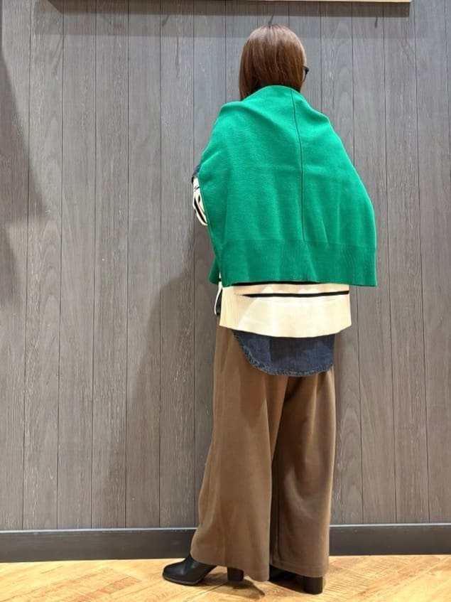 meiさんの「SHOO･LA･RUE｜【あったか/S-LL】ゆるっとリラクシーに イージーワイドパンツ」を使ったコーディネート