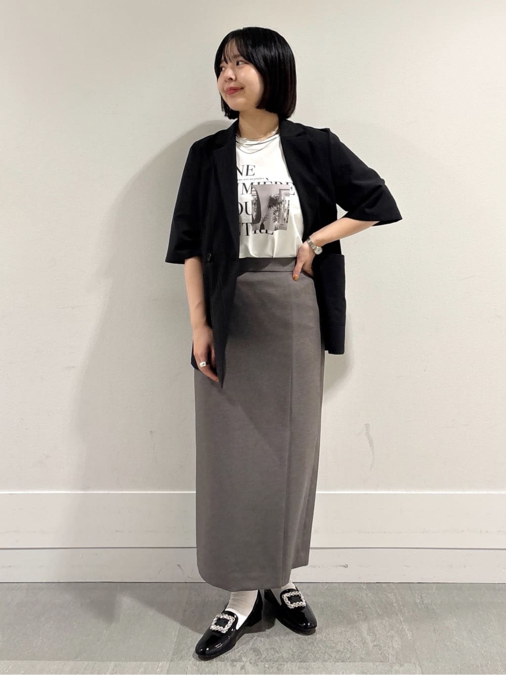モエカさんの「UNTITLED｜【ロゴT/プリントT】グラフィックTシャツ」を使ったコーディネート