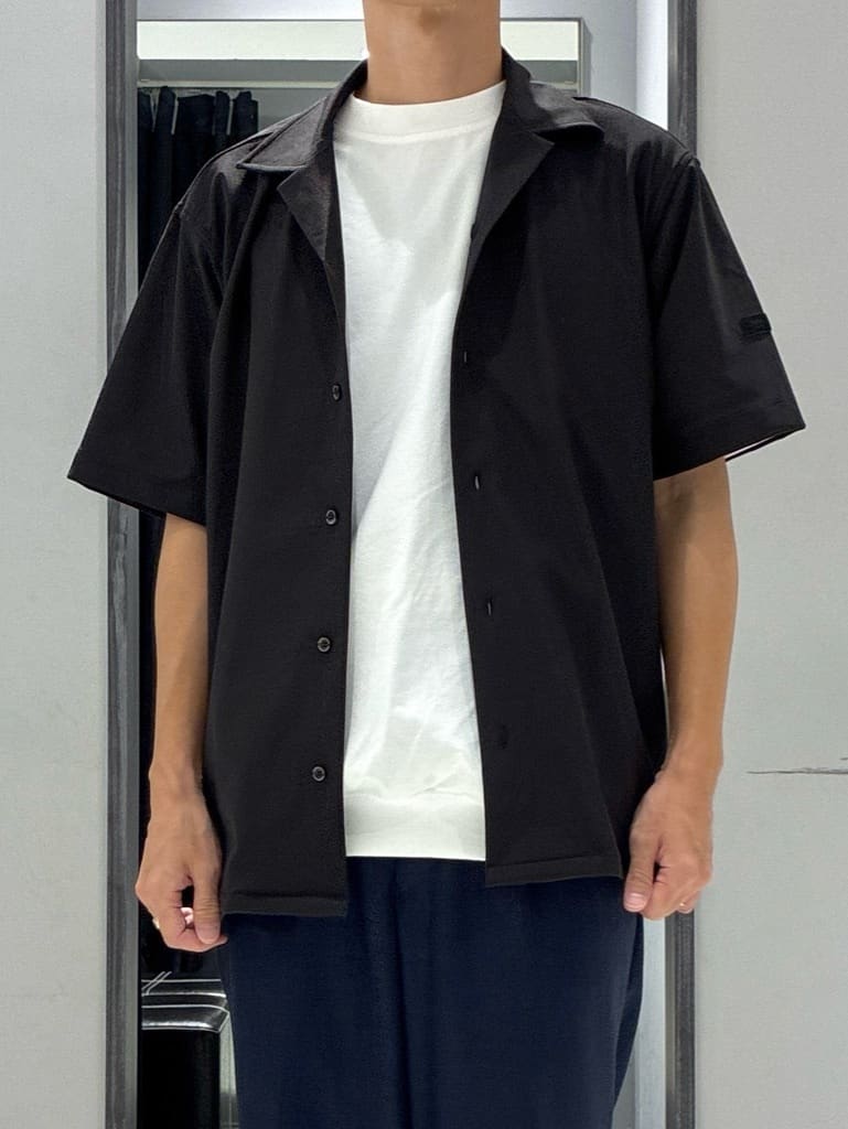 わいずみさんの「TAKEO KIKUCHI｜【COOL CITY WEAR】エアートール オープンカラーシャツ /接触冷感・通気性」を使ったコーディネート