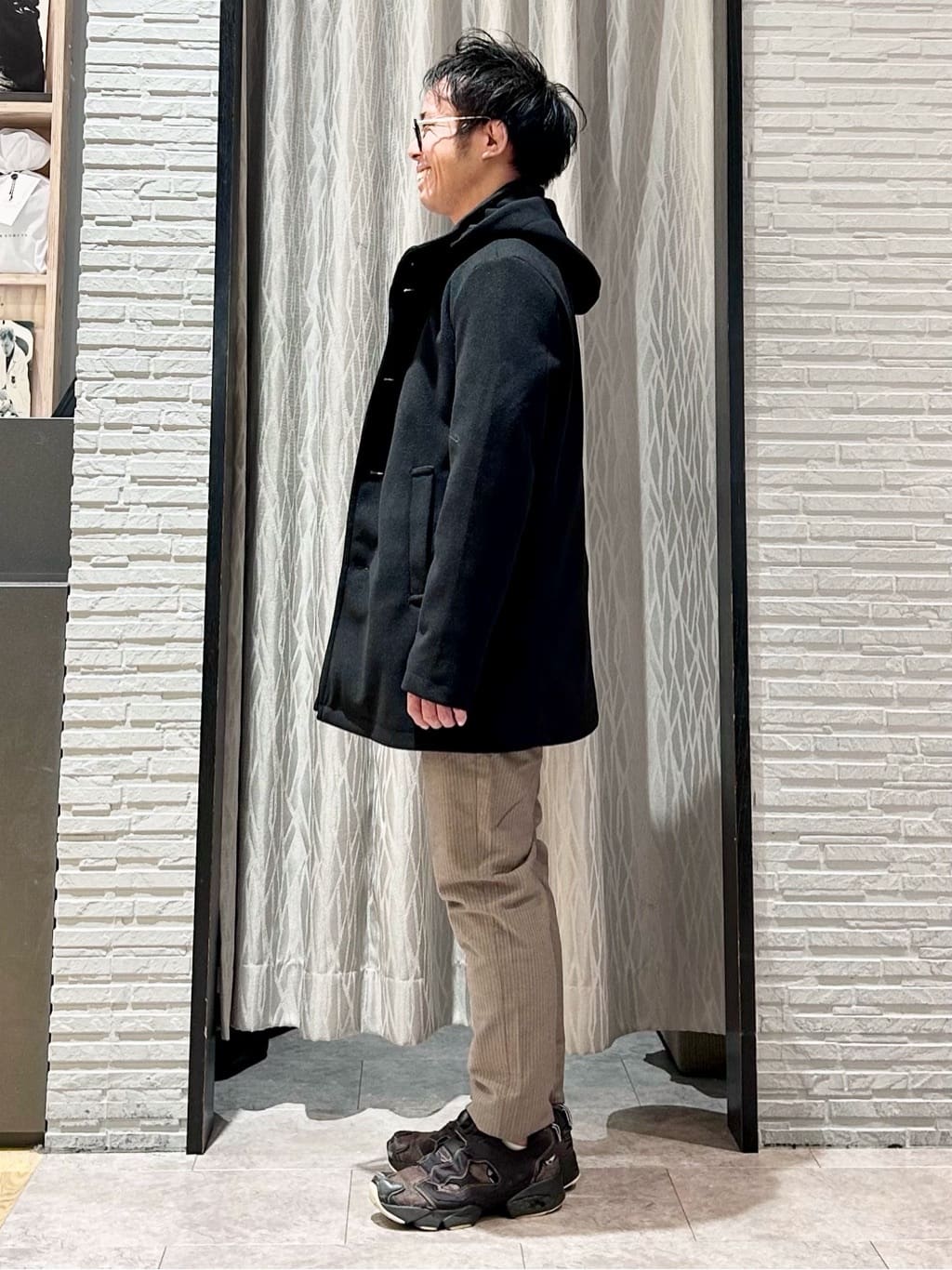 KENJI Iさんの「THE SHOP TK｜【触れるたびに心地良い】ライトモールニット　洗濯機OK/ユニセックスでおすすめ！」を使ったコーディネート