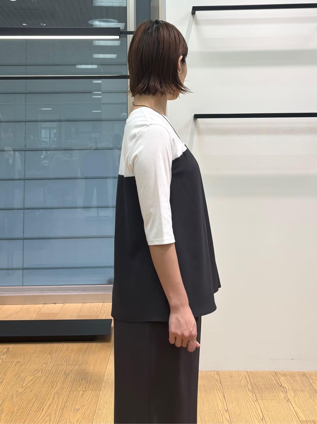 asamiさんの「INDIVI｜【セットアップ可能】ビスチェレイヤード風トップス」を使ったコーディネート