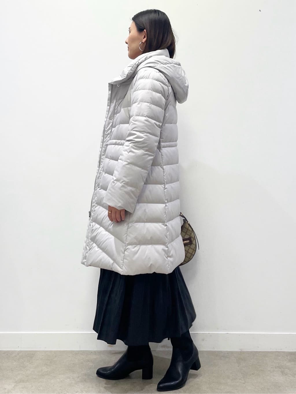 あやたかさんの「Reflect｜【SS-4Lサイズ／ウエスト調整可】フーデッドロングダウンコート」を使ったコーディネート