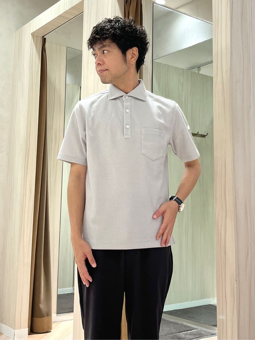 URAさんの「TAKEO KIKUCHI｜【3Dナイロンストレッチ】スリムイージーパンツ」を使ったコーディネート