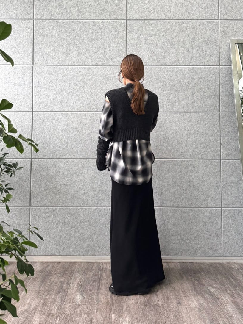 designer yukaさんの「CODE A｜shadow check over shirt」を使ったコーディネート