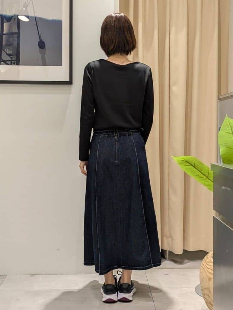 なめさんの「THE SHOP TK｜【ふわふわあったか】フェザーカーディガン」を使ったコーディネート