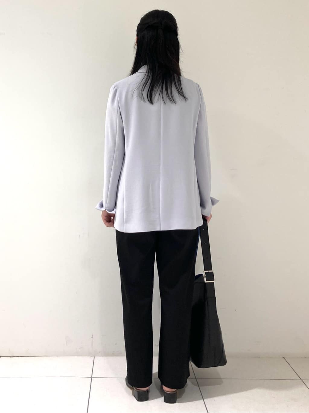 momokoさんの「INDIVI｜【着る日傘／遮熱／UVケア】ダブルジャケット」を使ったコーディネート