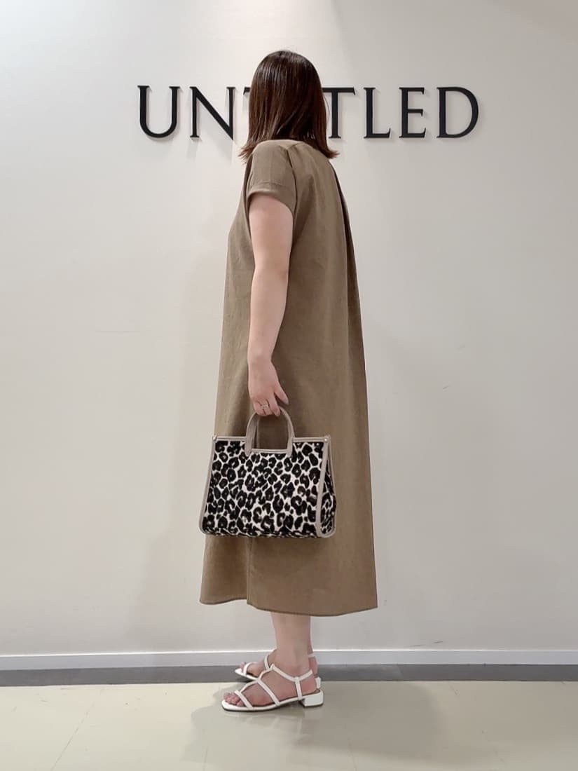 YUIさんの「UNTITLED｜【UV/はっ水】リラククールワンピース」を使ったコーディネート
