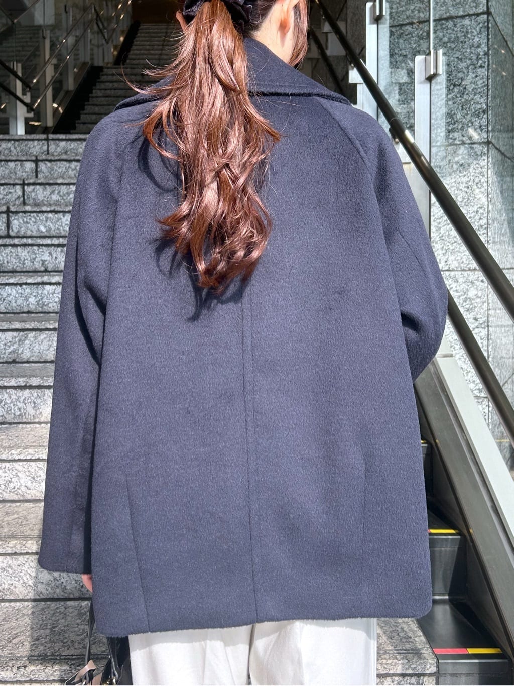 Risaさんの「OPAQUE.CLIP｜カシミヤブレンドウールミドルピーコート」を使ったコーディネート