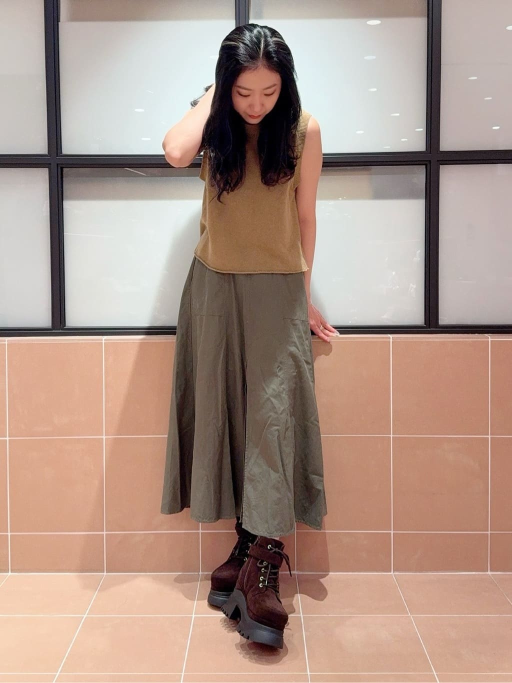 kaoriさんの「ESPERANZA｜レースアップバックル厚底ブーツ」を使ったコーディネート