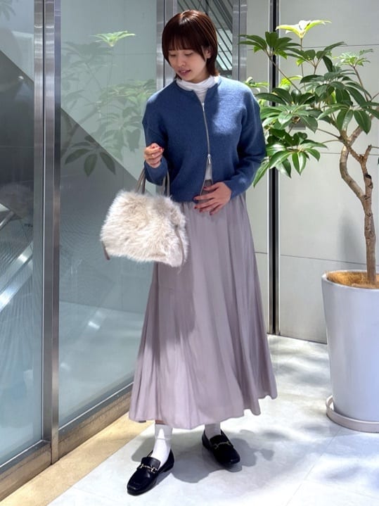 yukaさんの「UNTITLED｜【ゆったりサイズ／着丈短め】ジップニットカーディガン」を使ったコーディネート