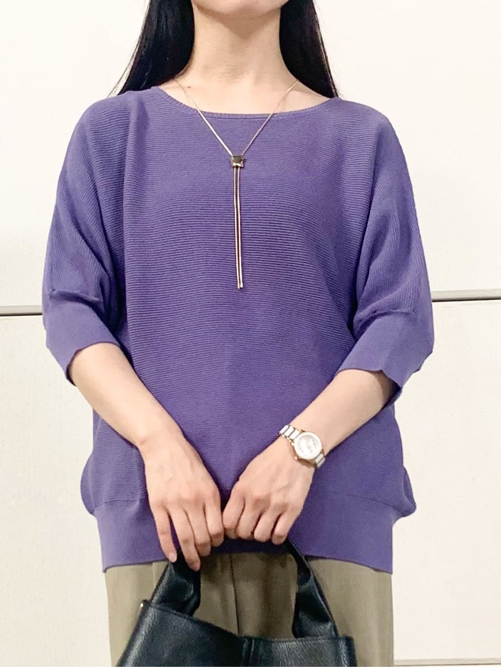sahoさんの「THE SHOP TK｜6分袖ガータードルマンニット【エコベロ/洗濯機OK】」を使ったコーディネート