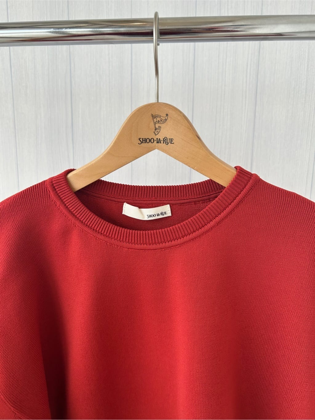 Kamyさんの「SHOO･LA･RUE｜【S-LL/洗える】一枚で簡単こなれ見え スポンディッシュ 裾レイヤード風ニット【CIRCRIC】」を使ったコーディネート