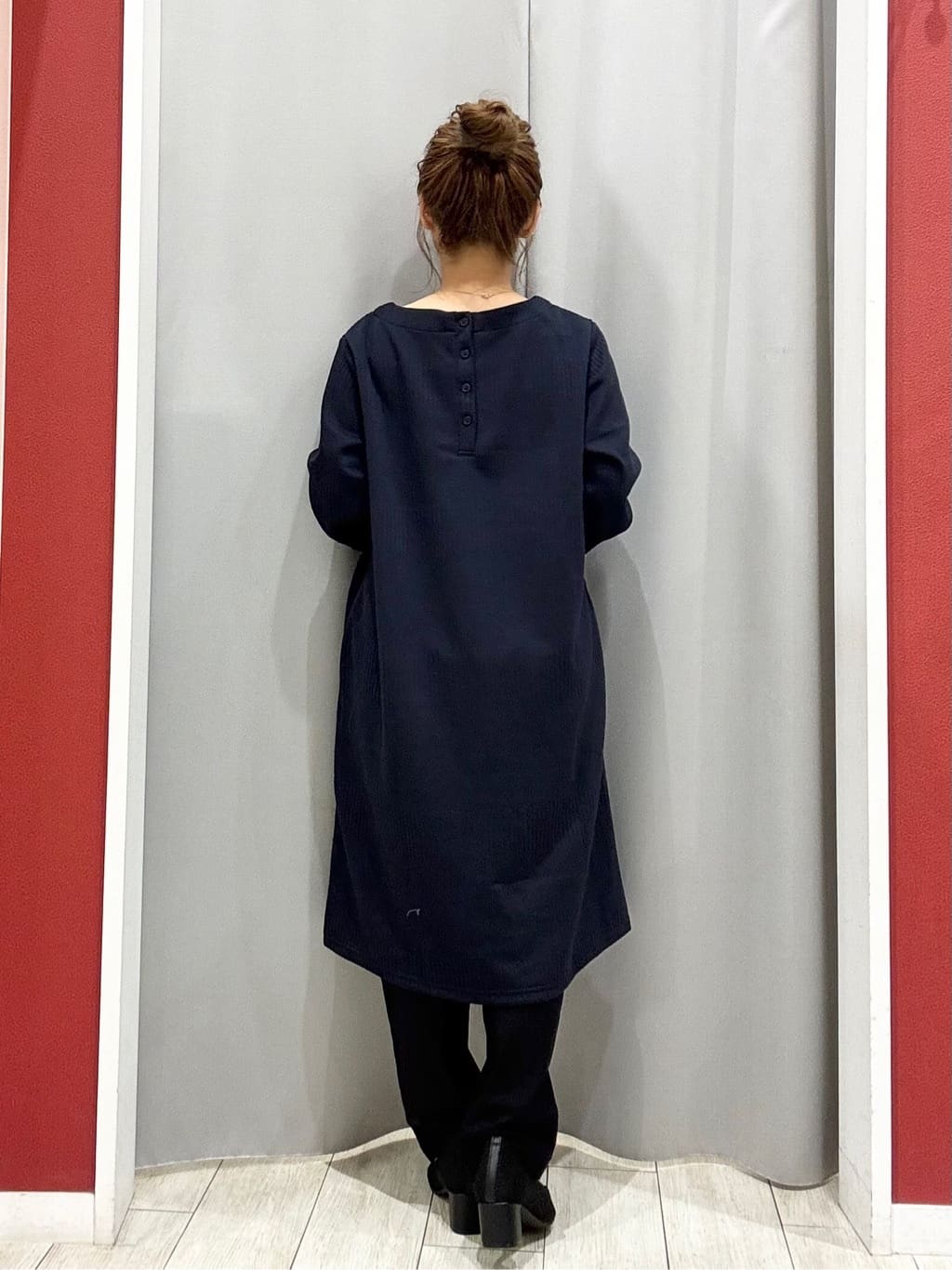 shioさんの「SHOO･LA･RUE｜【洗える/S-LL/美脚シルエット】ハイパーストレッチ テーパードパンツ」を使ったコーディネート