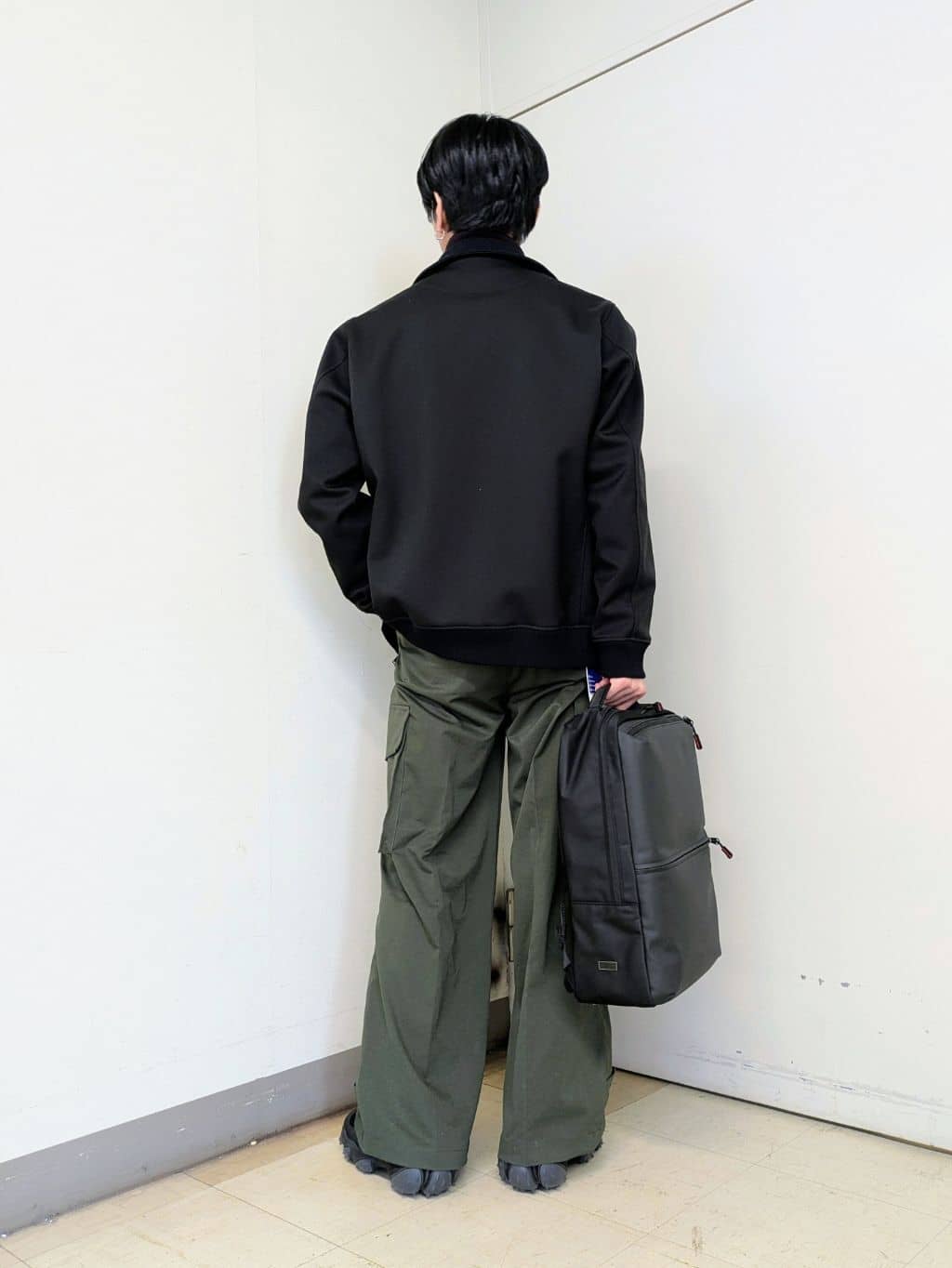 ryoさんの「TAKEO KIKUCHI｜【JUST ONE LAYER】ダウンファブリック ジップアップ リブ ブルゾン」を使ったコーディネート