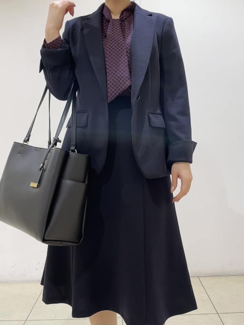 watanabeさんの「UNTITLED｜【洗えるスーツ／ストレッチ】ウール混ジャージ テーラードジャケット」を使ったコーディネート