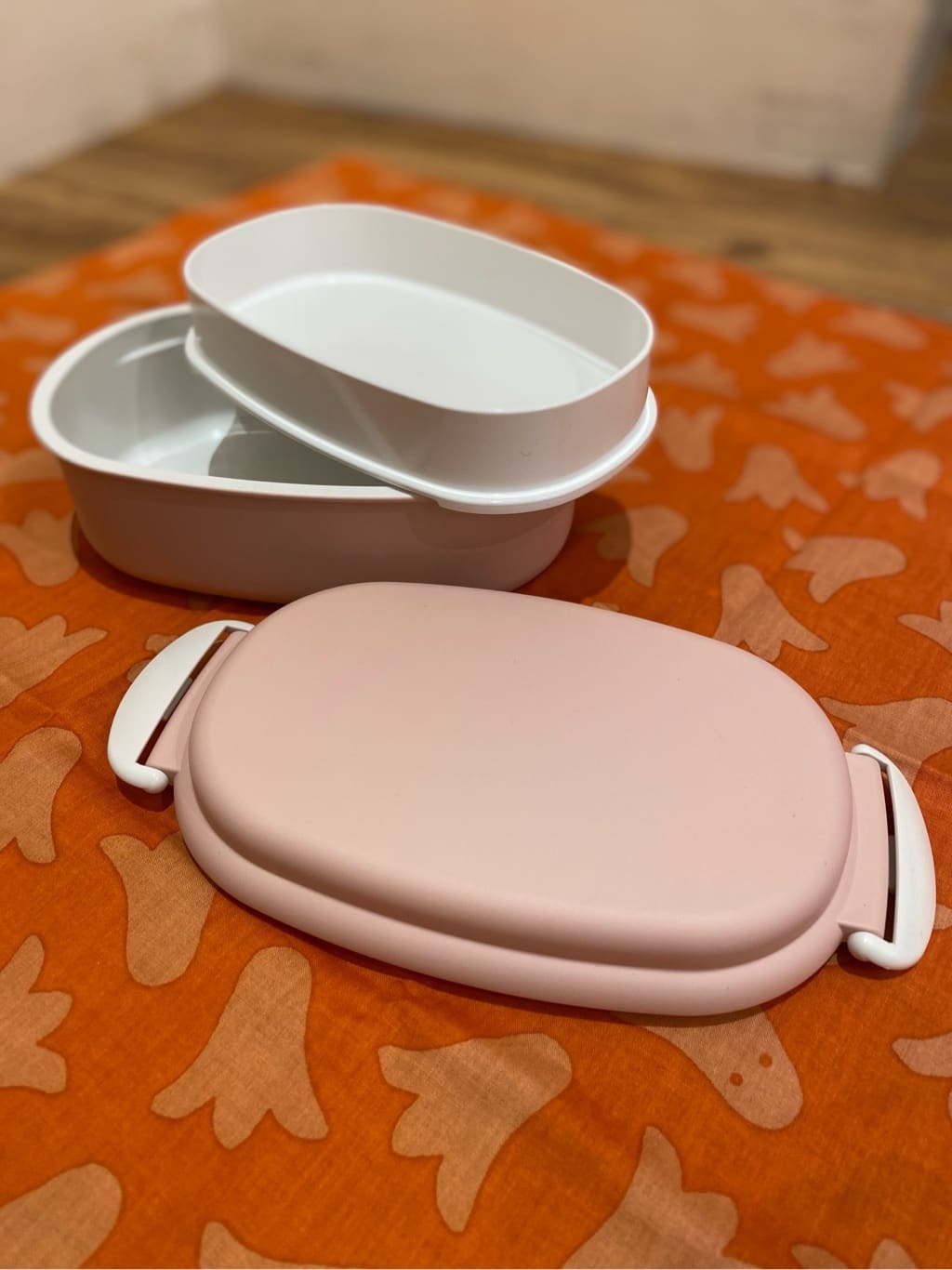 fooさんの「212 KITCHEN STORE｜さっと洗えるお弁当箱 プレミアム 730 カーキグリーン」を使ったコーディネート