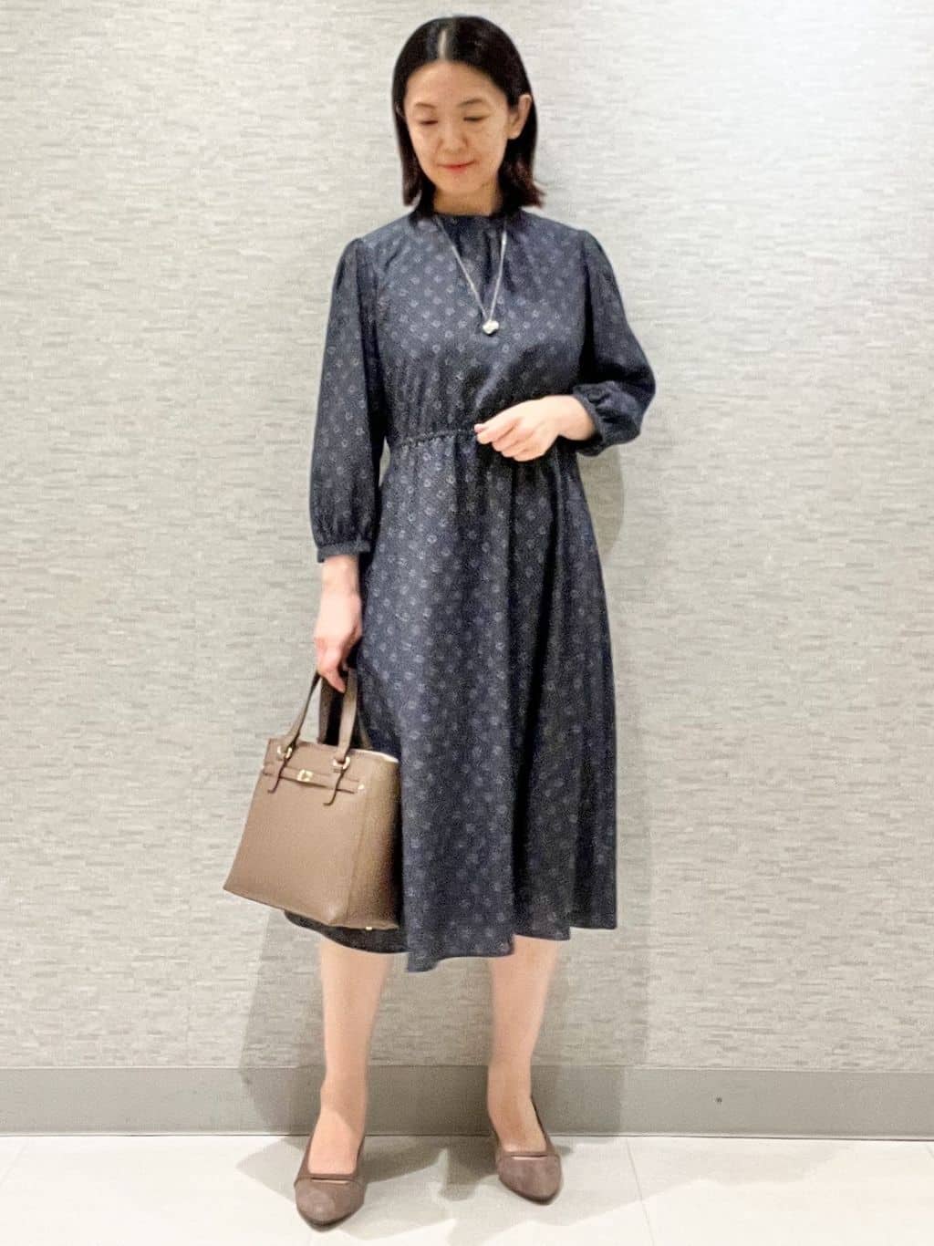 marikoさんの「Reflect｜【きちんと見え／通勤／セレモニーにおすすめ◎】ドット&times;ダイヤ柄ワンピース」を使ったコーディネート