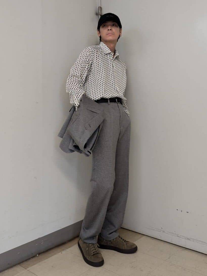 ryoさんの「TAKEO KIKUCHI｜ボーラーハット柄 長袖シャツ」を使ったコーディネート