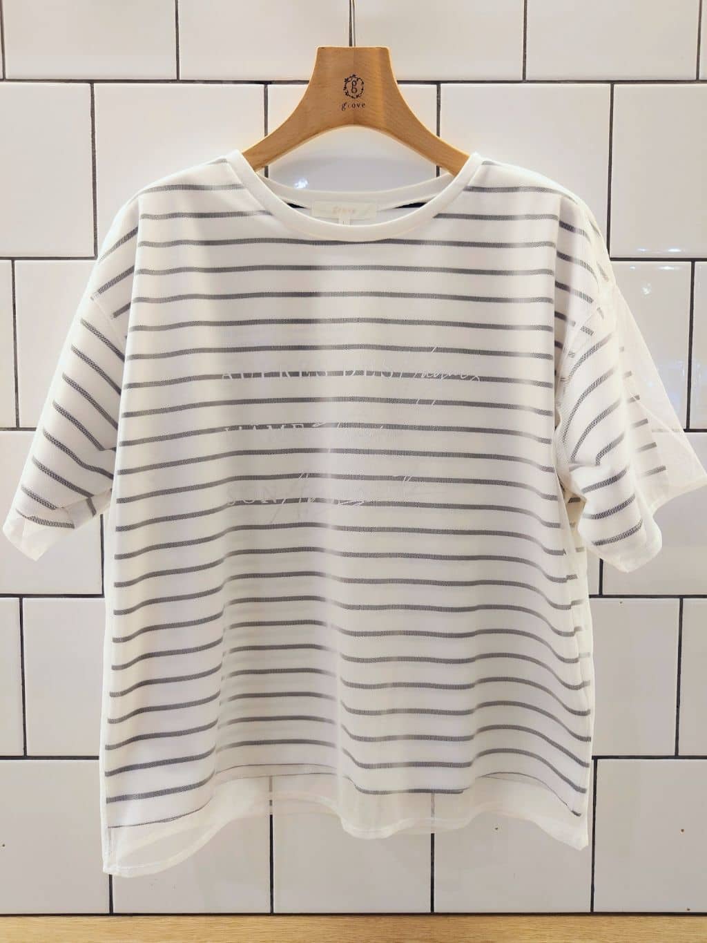 milkaさんの「grove｜ラフだけどおしゃれ　チュールレイヤードTシャツ」を使ったコーディネート