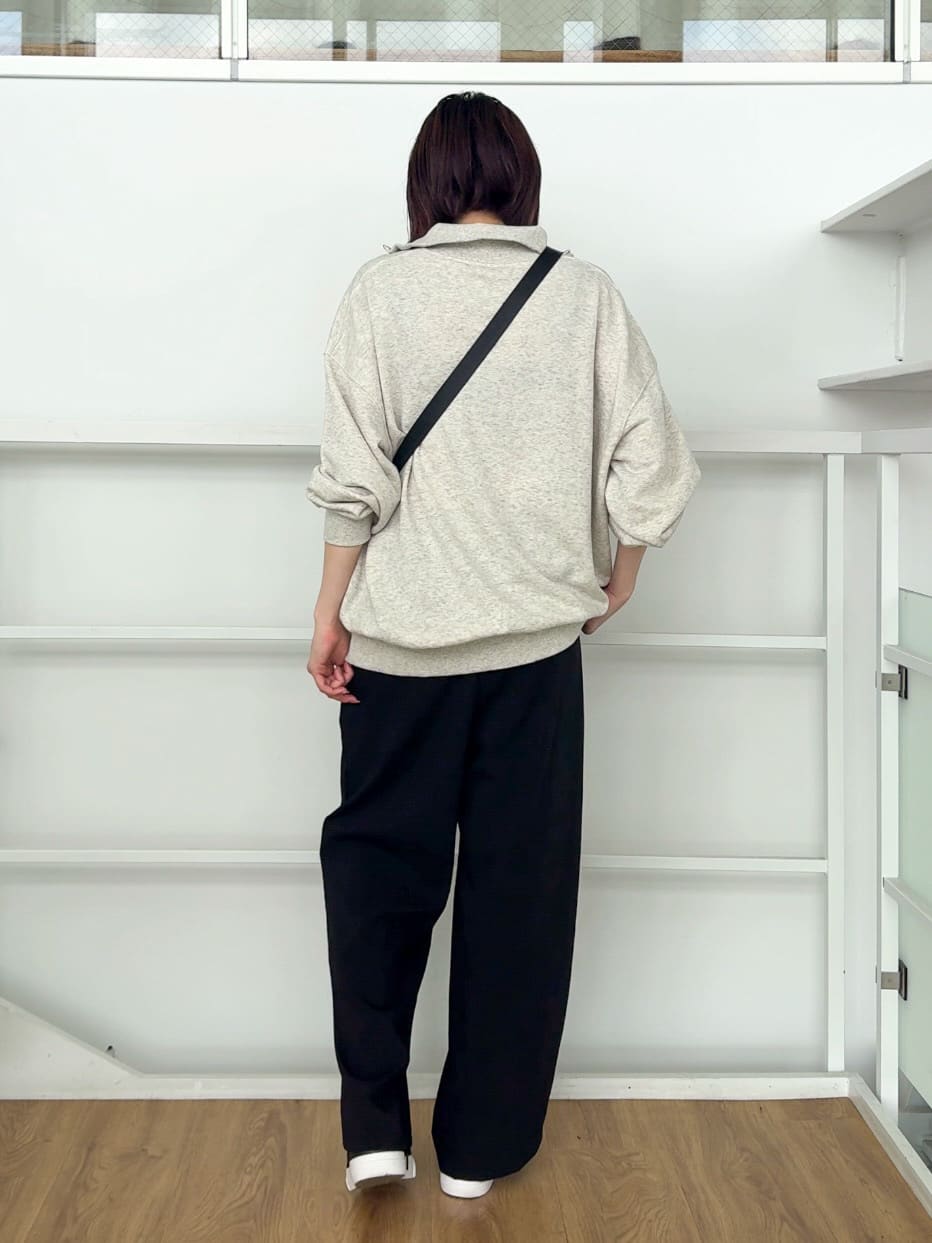 𝐜𝐡𝐢𝐤𝐚さんの「SHOO･LA･RUE｜【着丈選べる/S-LL】触れる度ひんやり ゆるきれい イージーワイドパンツ」を使ったコーディネート