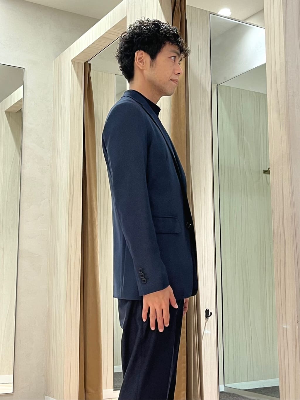 URAさんの「TAKEO KIKUCHI｜【360&deg;ストレッチ／セットアップ対応】None Of Stress ジャケット」を使ったコーディネート