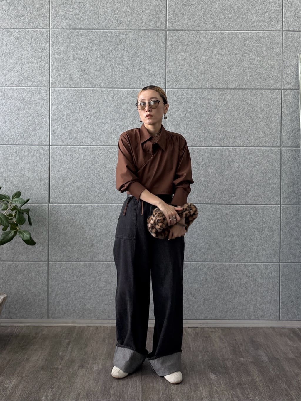 kotakiさんの「INDIVI｜アシメジレシャツ」を使ったコーディネート