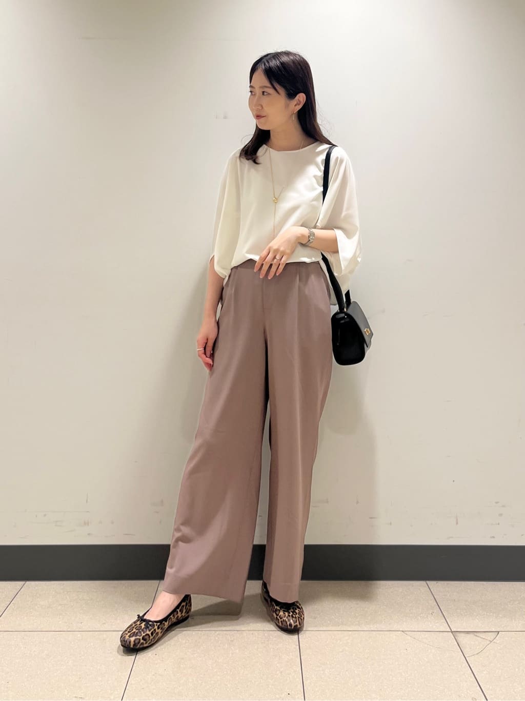 shokoさんの「INDIVI｜【洗える／セットアップ可能】ラッセルチュニック」を使ったコーディネート