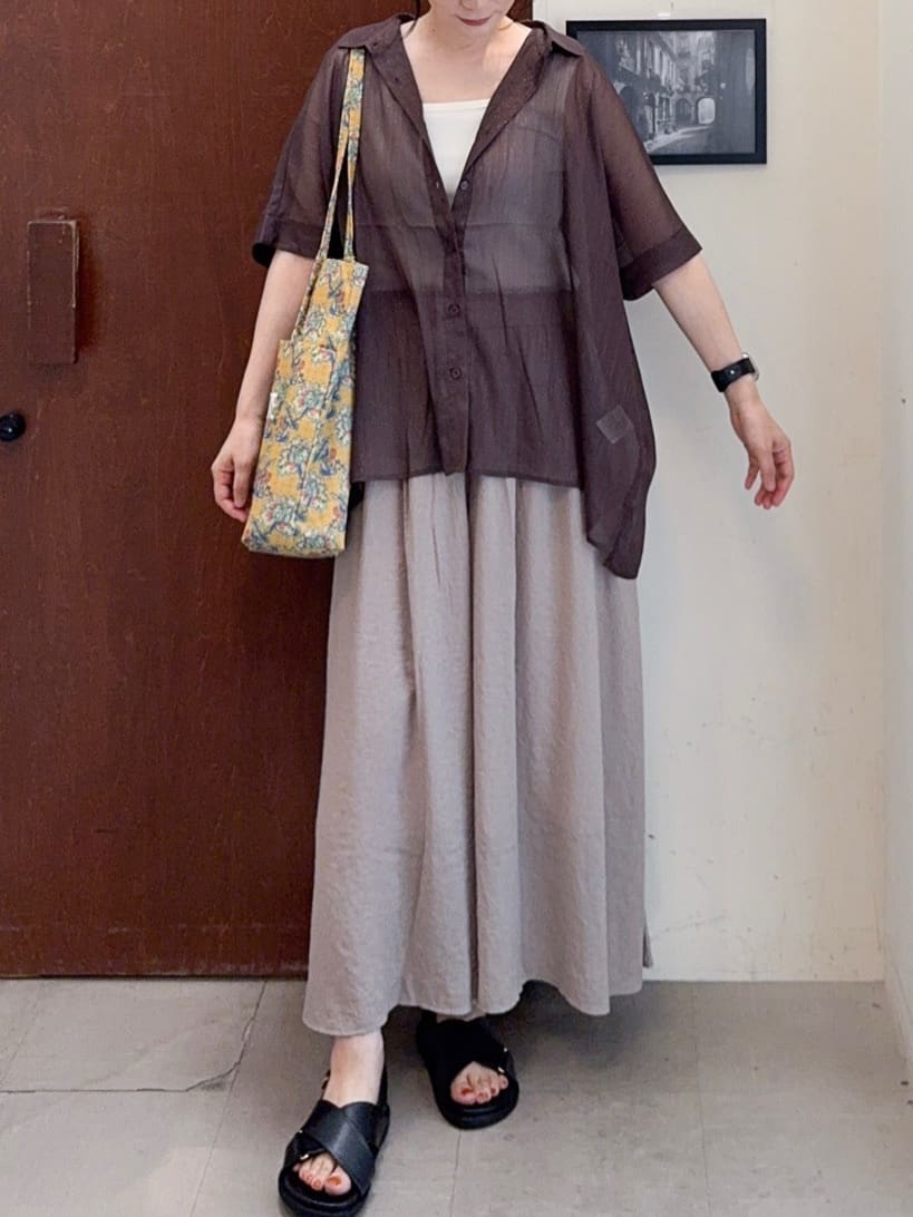 𝐇𝐢𝐫𝐨𝐦𝐢さんの「SHOO･LA･RUE｜【洗える/ひんやり／前後2WAY】テレコタンクトップ」を使ったコーディネート