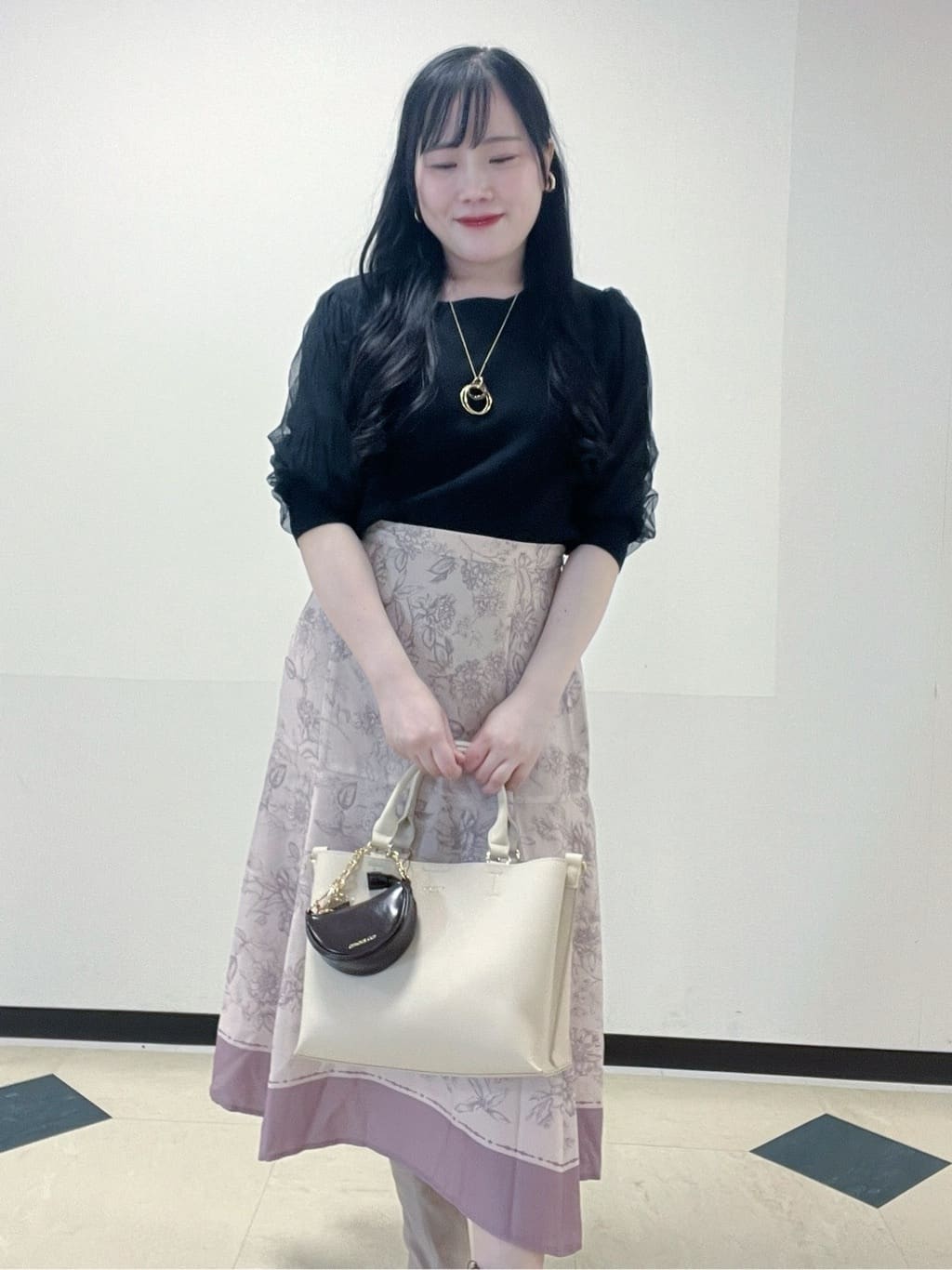 Hitomiさんの「index｜《5色展開》マジョリカプリーツスリーブニット【洗濯機洗い可】」を使ったコーディネート