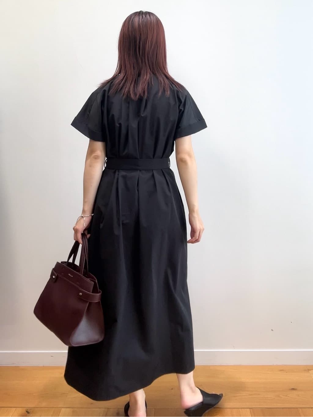 RINAさんの「OPAQUE.CLIP｜ダブルポケットシャツワンピース【洗濯機洗い可】」を使ったコーディネート