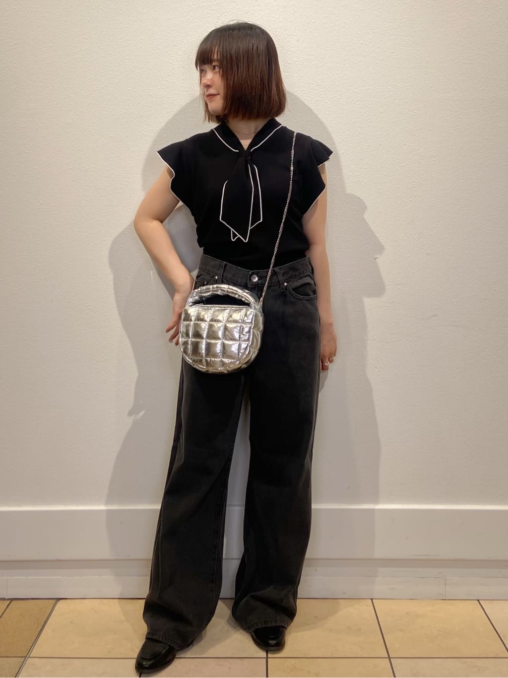 kimiさんの「index｜【抗菌防臭加工／通勤対応】チェーンデザインローファー」を使ったコーディネート