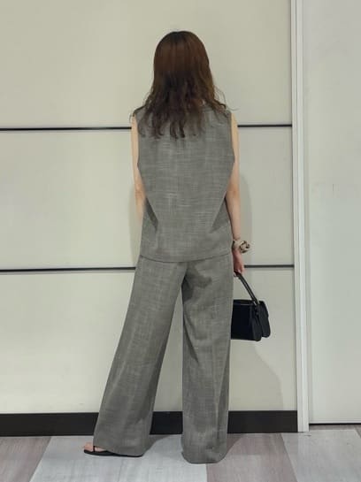 kyokaさんの「UNTITLED｜【セットアップ可/洗える】梳毛調合繊Vネックベスト」を使ったコーディネート