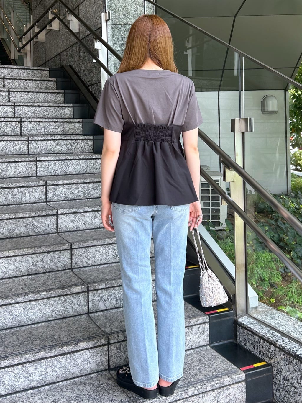 Risaさんの「OPAQUE.CLIP｜タックビスチェドッキングカットソー【洗濯機洗い可】」を使ったコーディネート