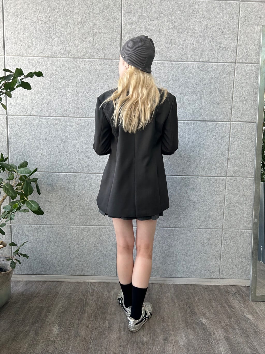 honoka Aさんの「CODE A｜tailored mood mini skirt」を使ったコーディネート
