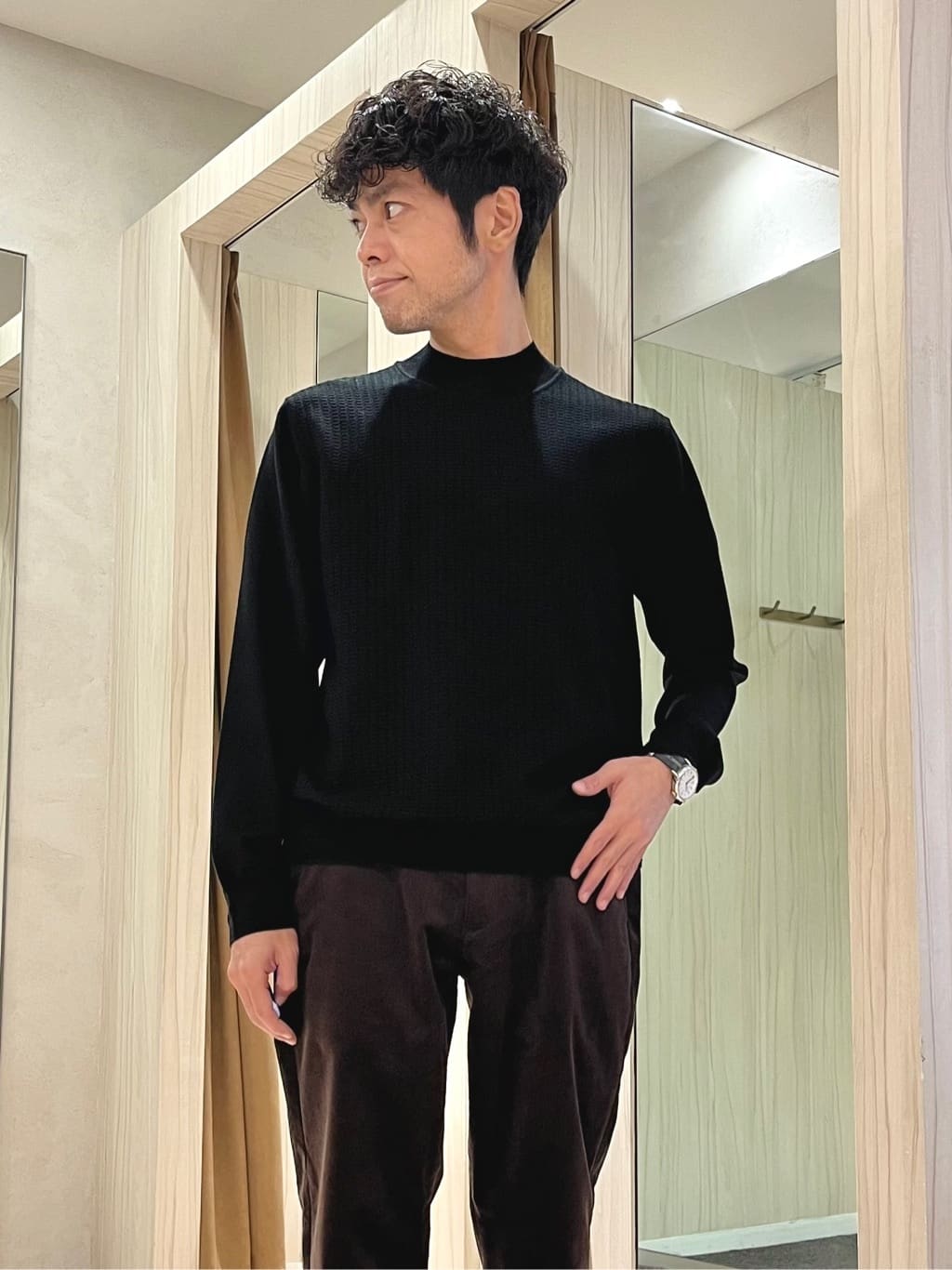URAさんの「TAKEO KIKUCHI｜【Sサイズ～】ストレッチコーデュロイ ジャケット」を使ったコーディネート