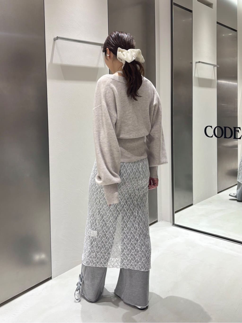 iwamiさんの「CODE A｜stretch lace cami dress」を使ったコーディネート
