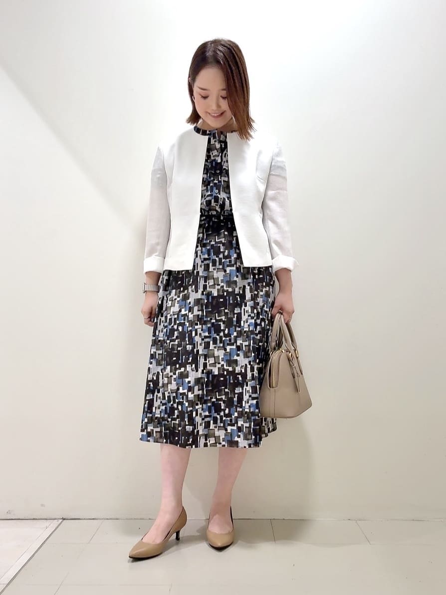 YUIさんの「UNTITLED｜【洗える/前開きボタン/ベルト付】ブロック柄ワンピース」を使ったコーディネート