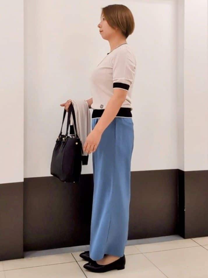 じゅりさんの「Reflect｜【WEB先行カラーあり／手洗い可／アンサンブル可】バイカラーカーディガン」を使ったコーディネート