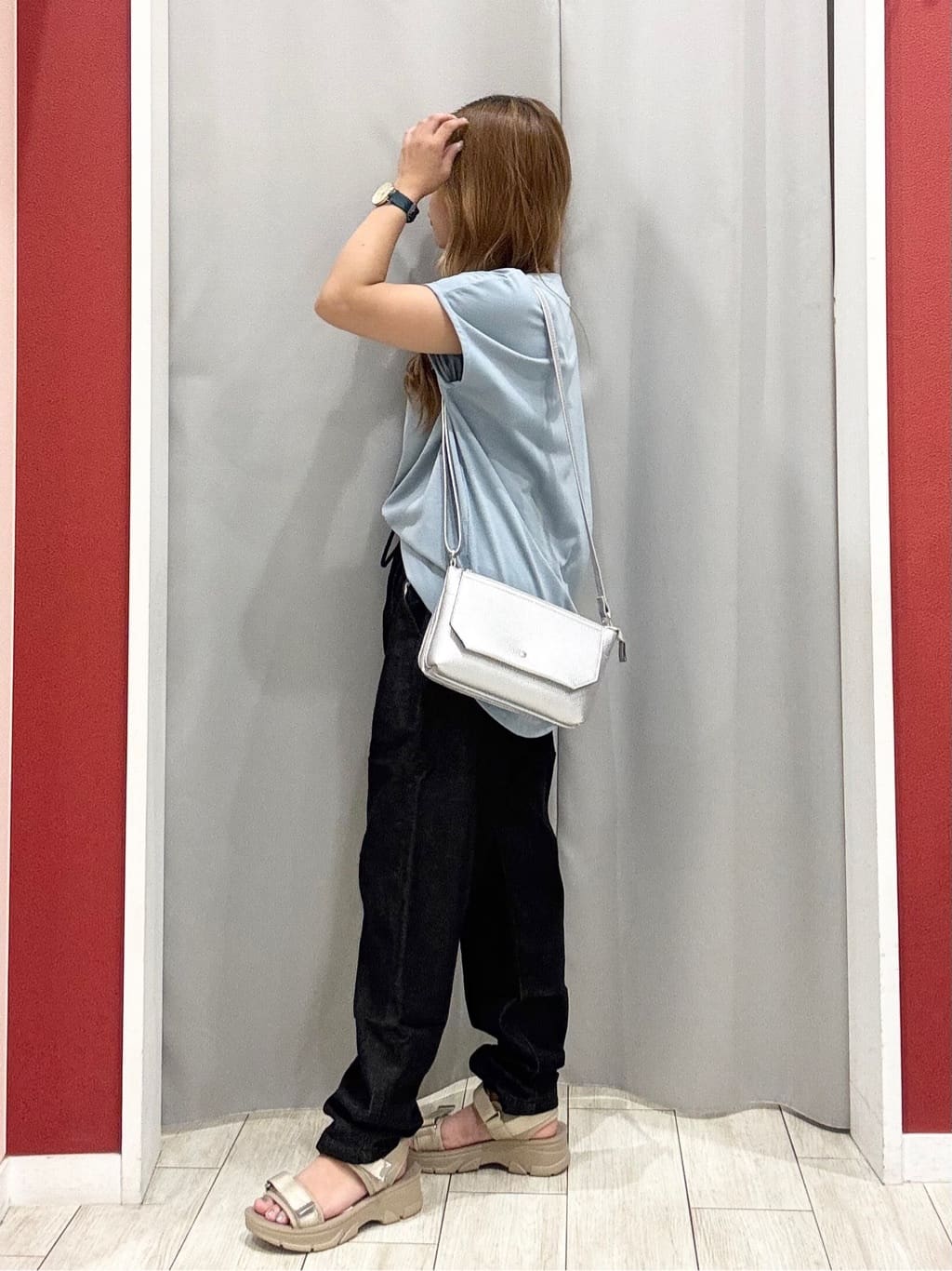 shioさんの「SHOO･LA･RUE｜【S-LL/汗ジミ軽減/ひんやり/UV】インせず着られる フレンチスリーブTシャツ」を使ったコーディネート