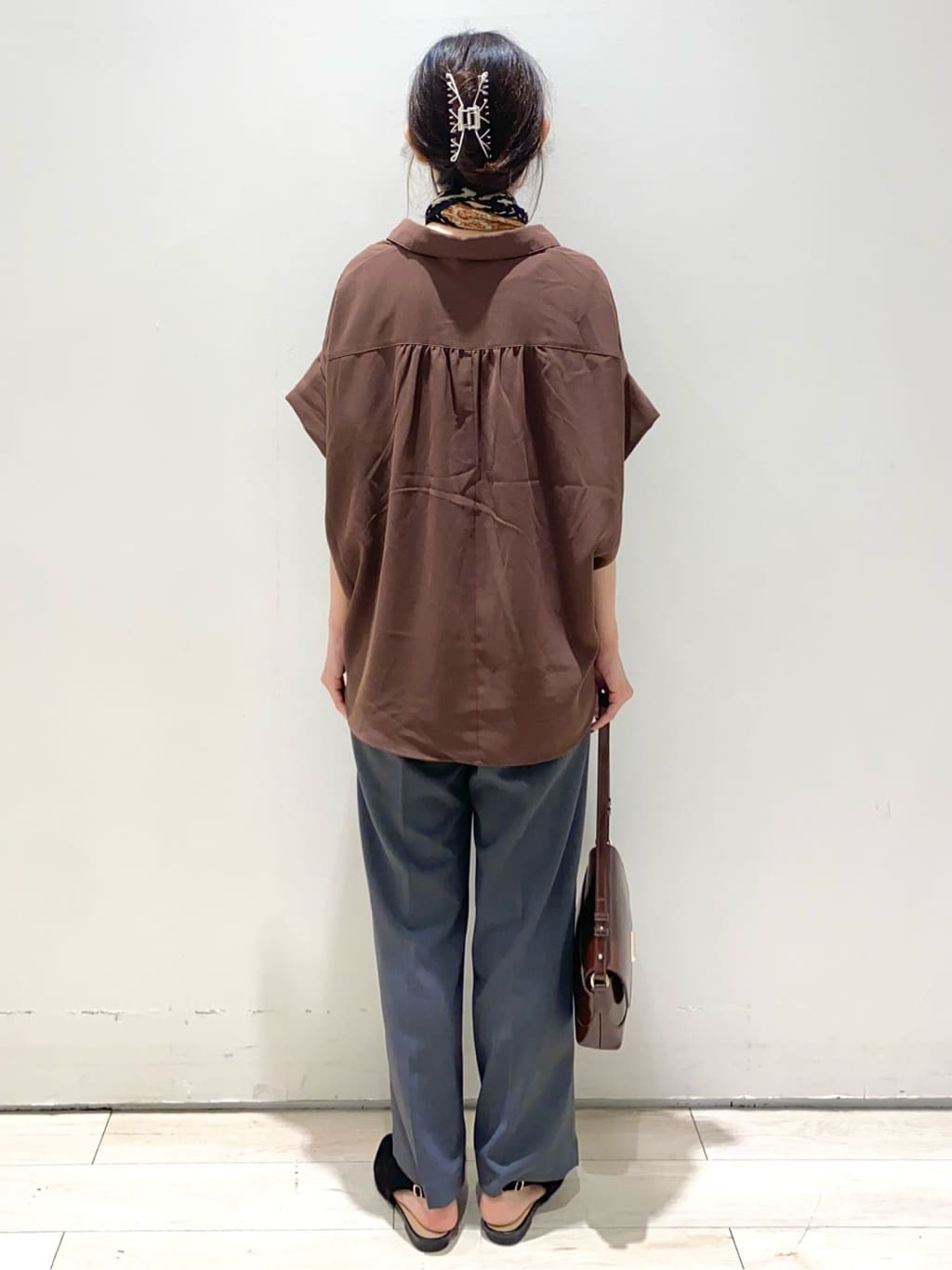 shikaさんの「THE SHOP TK｜【インしなくても決まる】スキッパーシャツ/接触冷感/防シワ/速乾」を使ったコーディネート