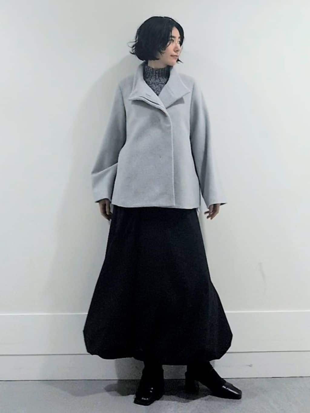 ミズタさんの「UNTITLED｜【着回しが効く／オンオフアウター】ウールショートコート」を使ったコーディネート